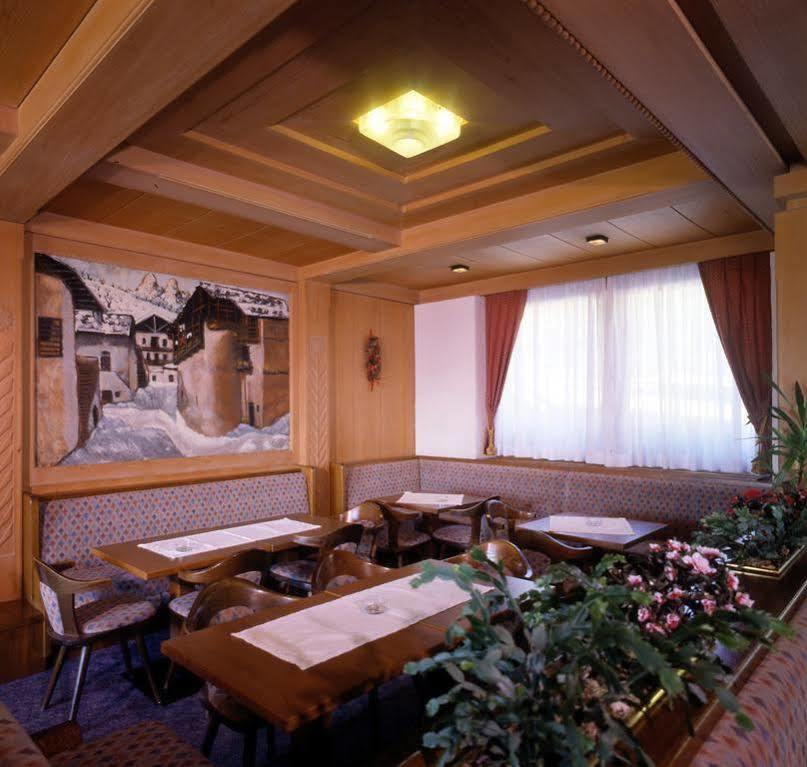 Hotel San Martino San Martino Di Castrozza Exterior foto